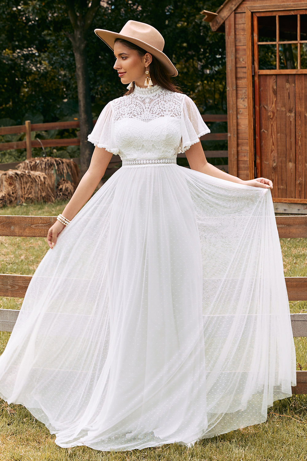 Zapaka Women Vintage Ivory Chiffon Boho Wedding Dress with Lace Round Neck Short Sleeves Bridal Dress, Ivory / US16 Zapaka Women Vintage Ivory Chiffon Boho Wedding Dress with Lace Round Neck Short Sleeves Bridal Dress, Ivory / US16