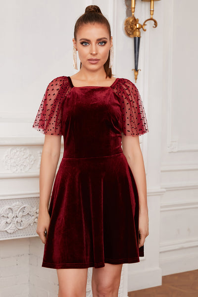 Zapaka Women Burgundy Velvet Dress Square Neck Mini Party Dress – ZAPAKA