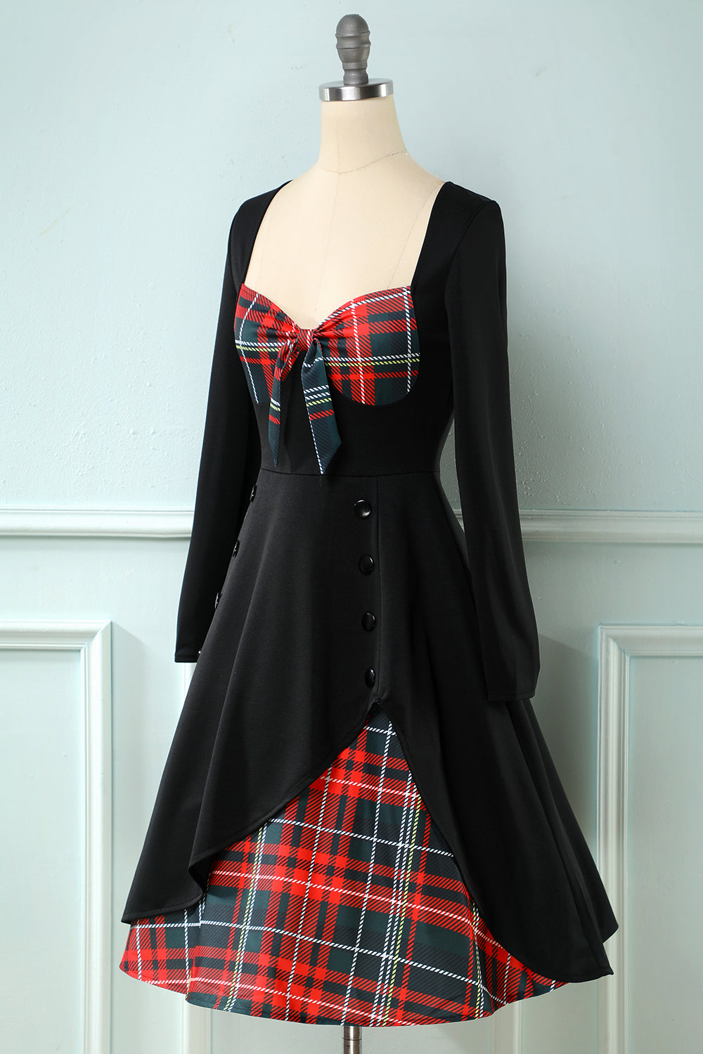 Plaid 1950s Dress with Long Sleeves
